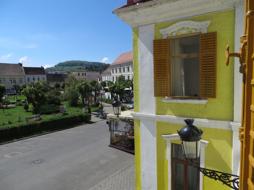 Ferdinand Apartments Mediaş Εξωτερικό φωτογραφία