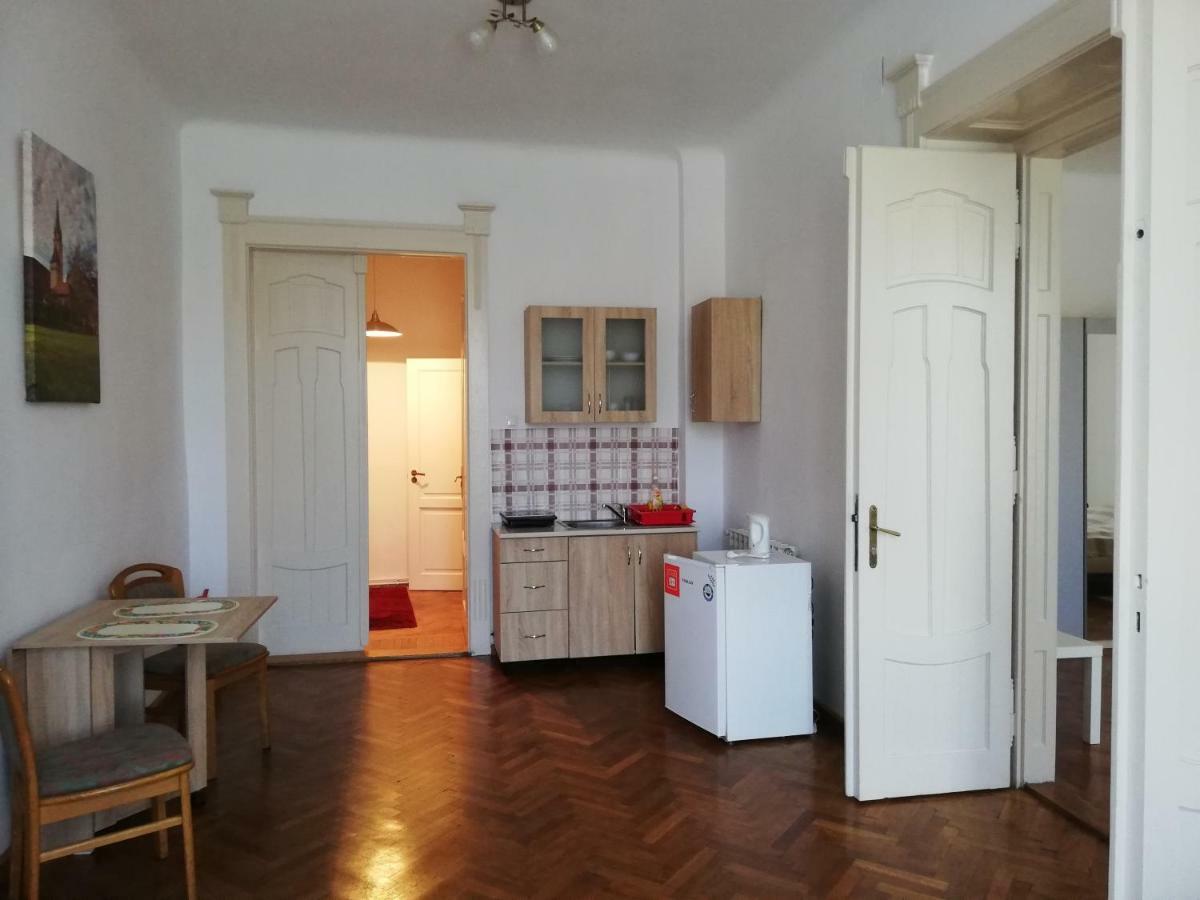Ferdinand Apartments Mediaş Εξωτερικό φωτογραφία
