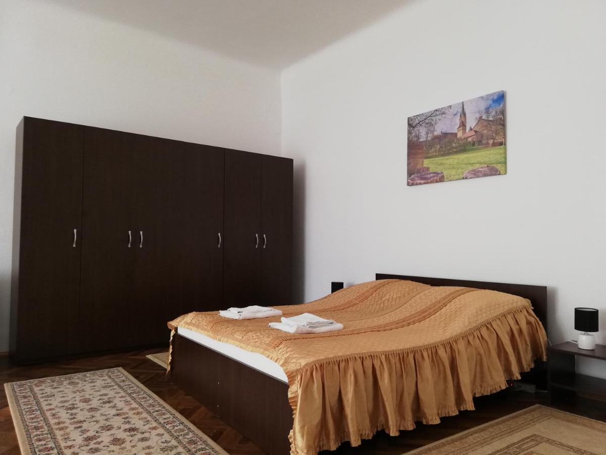 Ferdinand Apartments Mediaş Εξωτερικό φωτογραφία
