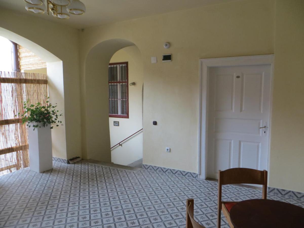Ferdinand Apartments Mediaş Εξωτερικό φωτογραφία