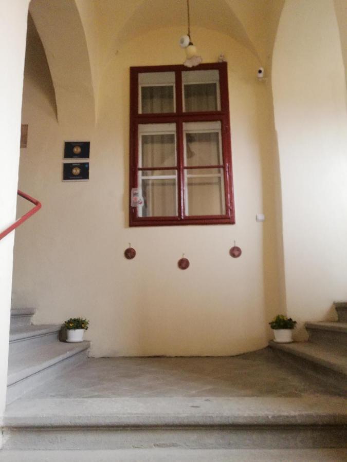 Ferdinand Apartments Mediaş Εξωτερικό φωτογραφία